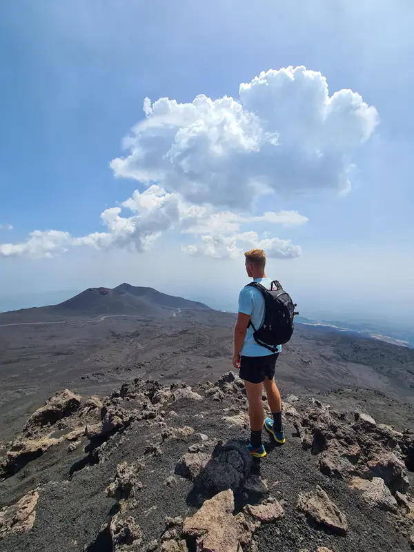 Maikel Limburg hiken